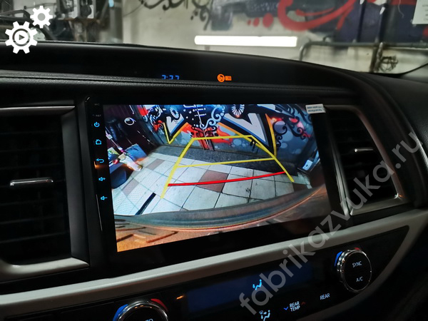 Вид с камеры на андроид магнитоле в Toyota Highlander III