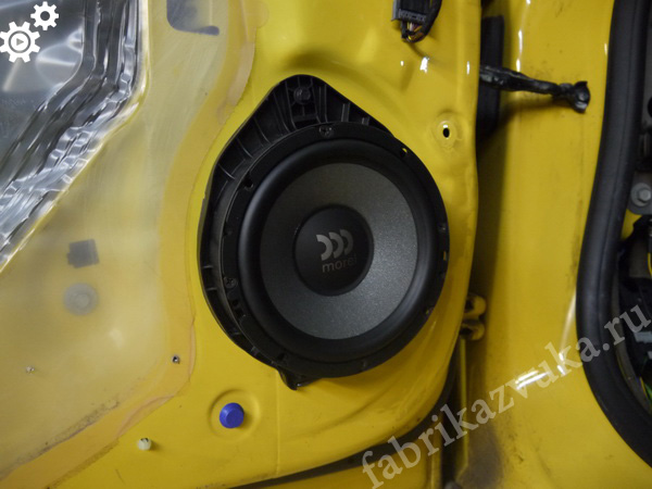 Установка фронтальной акустики на Opel Astra J Рестайлинг