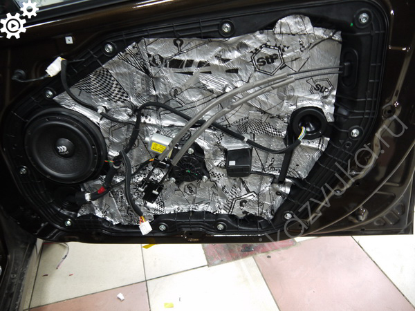 Внешний слой шумоизоляции двери Kia Cerato III