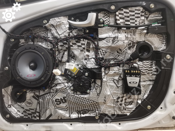 Замена передней акустики в Hyundai i30 II
