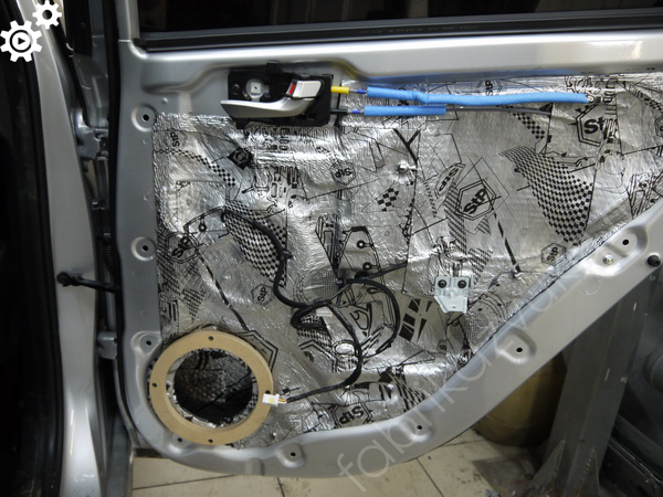 Качественная изоляция дверей Hyundai Solaris II