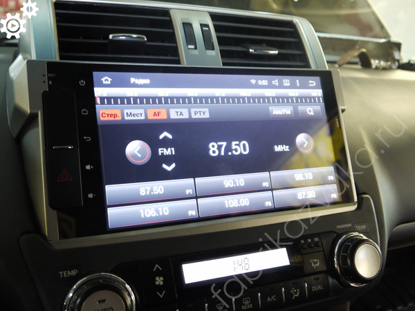 Штатная магнитола Intro в Toyota Land Cruiser Prado 150 Рестайлинг