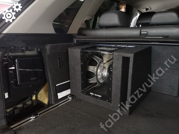 Пассивный сабвуфер в BMW X5 F15