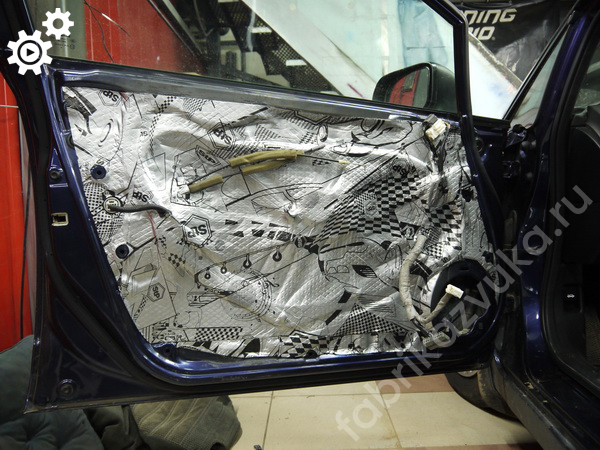 Виброизоляция левой двери Honda Civic 4D VIII