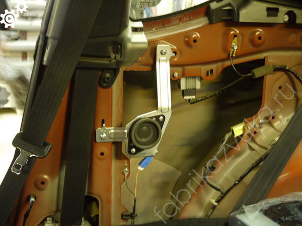Установка акустики в Toyota GT86
