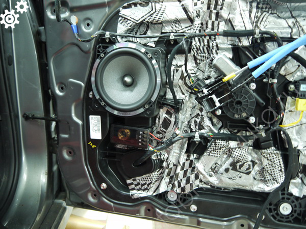 Замена передней акустики в Hyundai Sonata VII