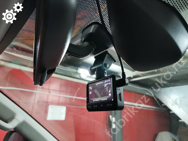 Установка видеорегистратора в Mitsubishi Pajero Sport III
