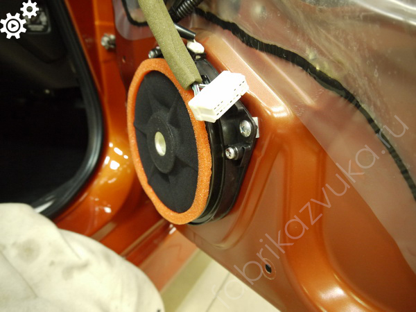 Установка акустики jbl в Toyota GT86