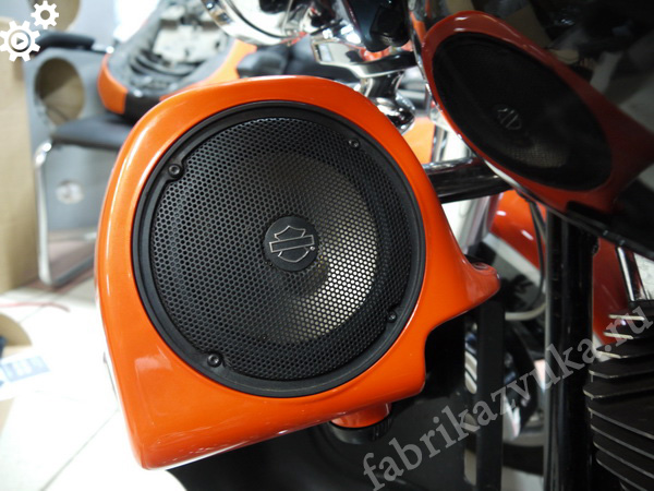 Замена акустики Harley Davidson