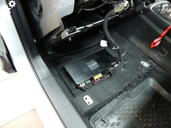 Усилитель на акустику в Mazda CX-5
