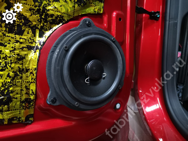 Установка тыловых динамиков в Jetour Dashing