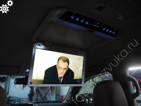 Установка ТВ-тюнера в Toyota Land Cruiser 200