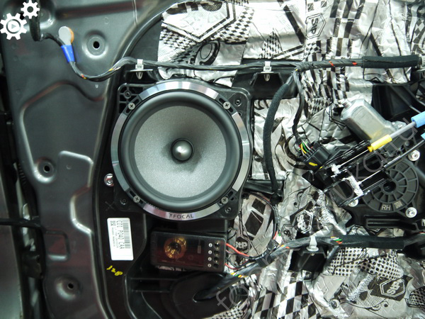 Установка компонентной акустики Hyundai Sonata VII