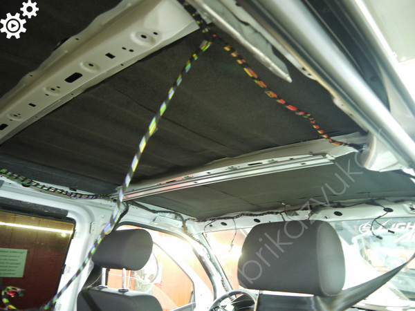 Второй слой шумоизоляции потолка Caravelle T6