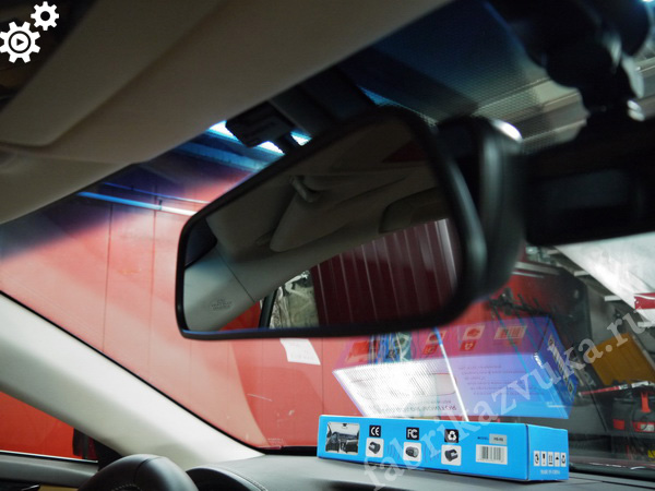 Установка накладки на зеркало для камеры на Lexus ES VI 200