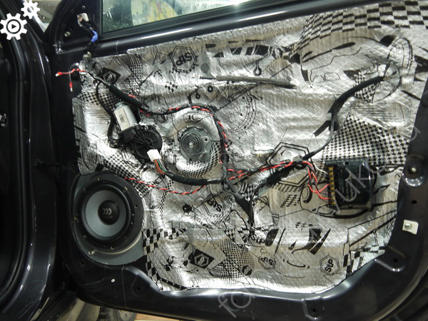 Качественная шумоизоляция дверей Kia Sportage III