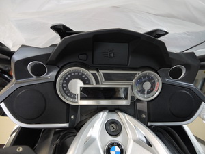 Установка акустики на BMW K1600