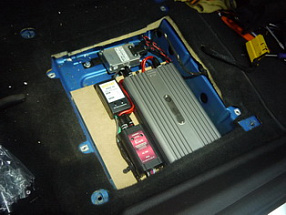 Установка усилителя на акустику в MINI Hatch II Cooper S