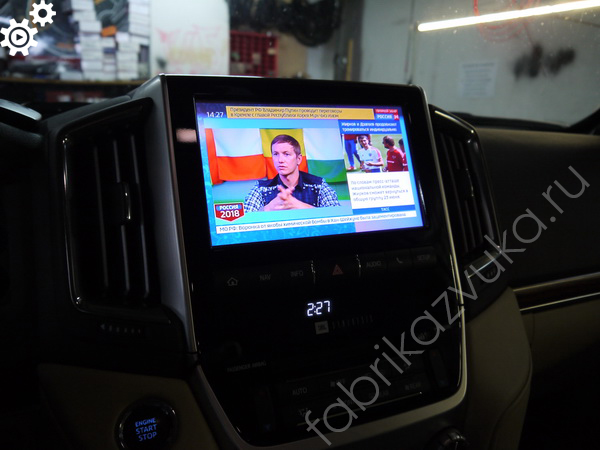 Установка видеоинтерфейса в Toyota Land Cruiser 200