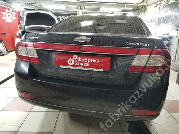 Установка заднего парктроника в Chevrolet Epica Установка заднего парктроника в Chevrolet Epica