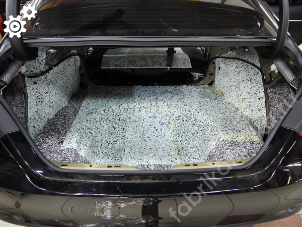 Шумоизоляция багажника Toyota Camry VIII