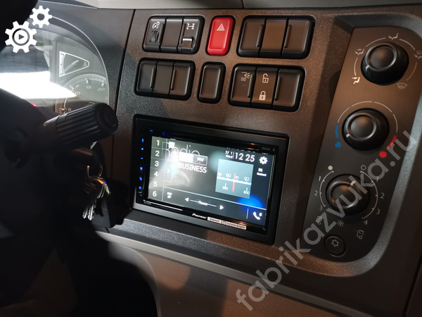 Автомагнитола 2 din в DAF LF Автомагнитола 2 din в DAF LF