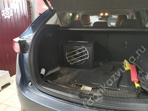 Установка сабвуфера в Mazda CX-5
