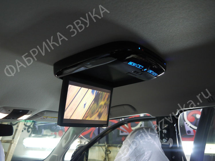 Установка потолочного монитора на Toyota Land Cruiser Prado 150
