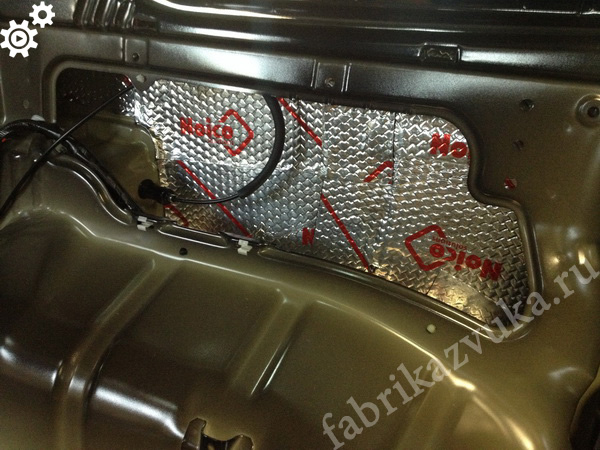 Suzuki Jimny - фото шумоизоляции