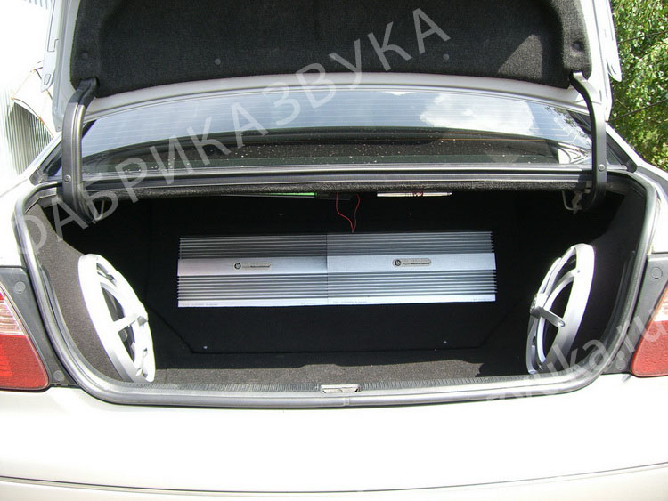 Автозвук в багажнике Lexus GS300 Автозвук в багажнике Lexus GS300