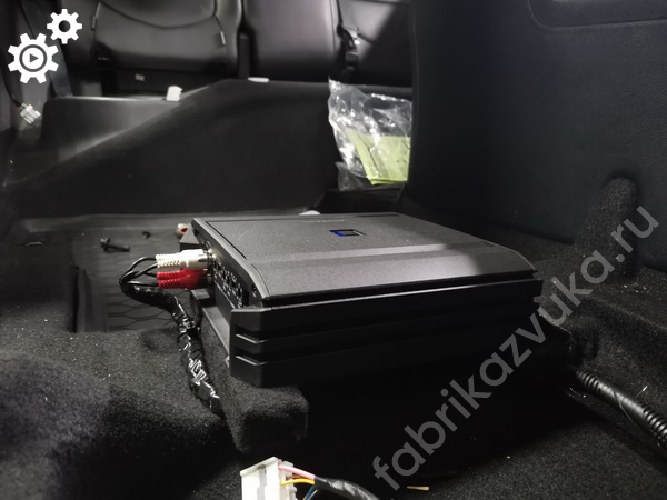 Установка 4-канального усилителя в Hyundai Creta Установка 4-канального усилителя в Hyundai Creta