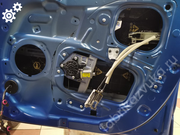 Внутренний слой виброизоляции правой передней двери | Hyundai Creta I Внутренний слой виброизоляции правой передней двери | Hyundai Creta I