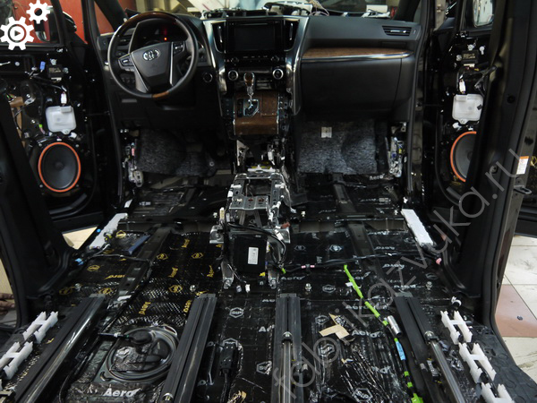 Шумоизоляция Toyota Alphard III