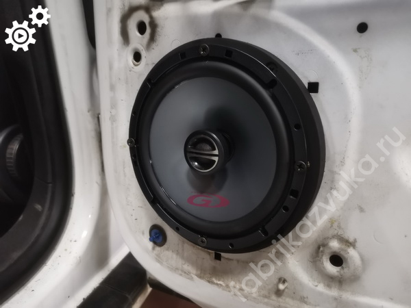 Замена передней акустики в Audi A3