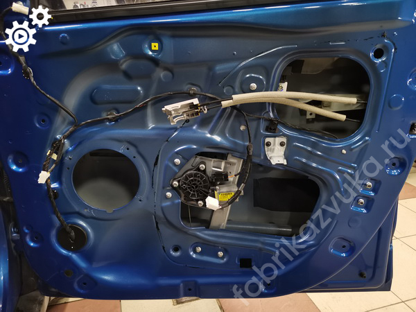 До виброизоляции правой передней двери | Hyundai Creta I До виброизоляции правой передней двери | Hyundai Creta I