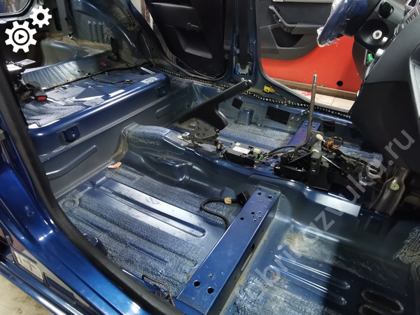Фото до шумоизоляции Ford Fiesta mk5 Фото до шумоизоляции Ford Fiesta mk5