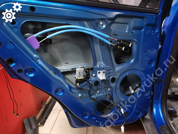 До виброизоляции левой задней двери | Hyundai Creta I До виброизоляции левой задней двери | Hyundai Creta I