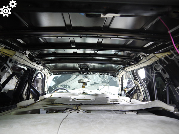 Потолок до шумоизоляции | Chevrolet Tahoe III