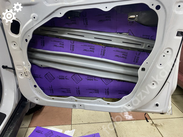 Шумоизоляция правой передней двери | Hyundai Tucson III Рестайлинг Шумоизоляция правой передней двери | Hyundai Tucson III Рестайлинг