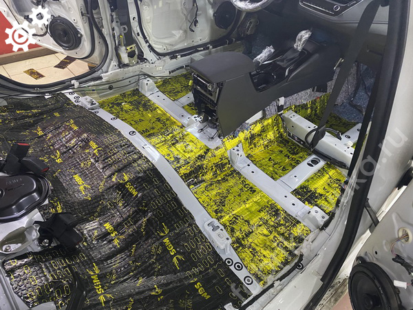 Вибродемпфирование пола | Toyota Corolla XII (E210) Вибродемпфирование пола | Toyota Corolla XII (E210)