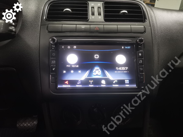 Магнитола с навигацией в Volkswagen Polo 5 Рестайлинг