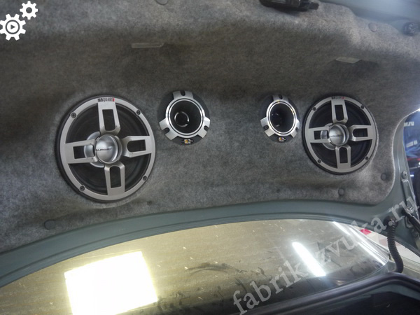Установка акустики в крышку багажника BMW E46
