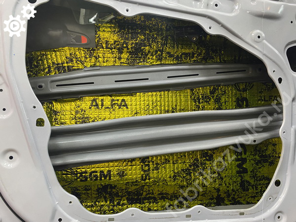 Виброизоляция левой передней двери | Hyundai Tucson III Рестайлинг Виброизоляция левой передней двери | Hyundai Tucson III Рестайлинг