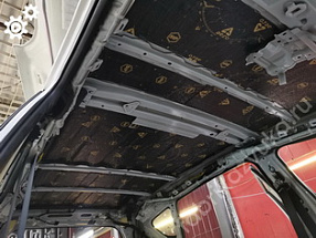 Шумоизоляция потолка Toyota RAV4 IV Рестайлинг