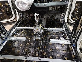 Полная шумоизоляция Toyota RAV4 IV Рестайлинг