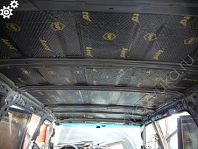 Шумоизоляция потолка Toyota Land Cruiser 105