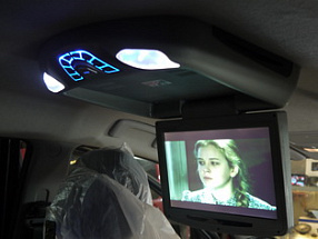 Установка потолочного монитора в Mitsubishi Pajero Sport