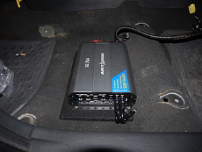 Установка 4-канального усилителя в Toyota Camry V40