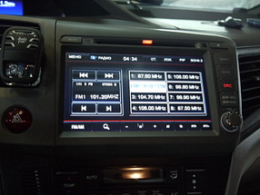 Установка штатной магнитолы в Honda Civic 4D Type R