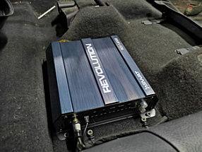 Установка моноблока под сиденье Nissan X-Trail III T32